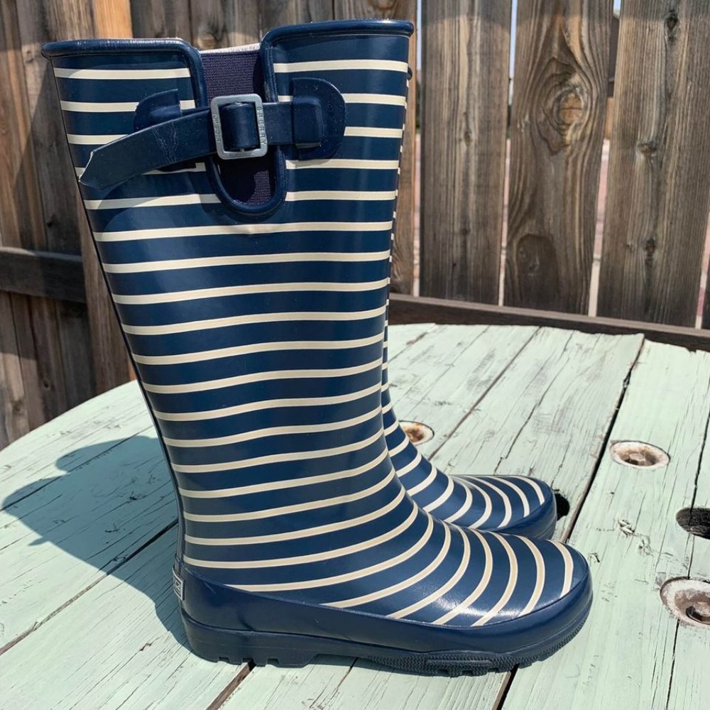 INVENTORY LIQUIDATION Sperry Pelican III Navy & Off-White Striped Rubber Boots